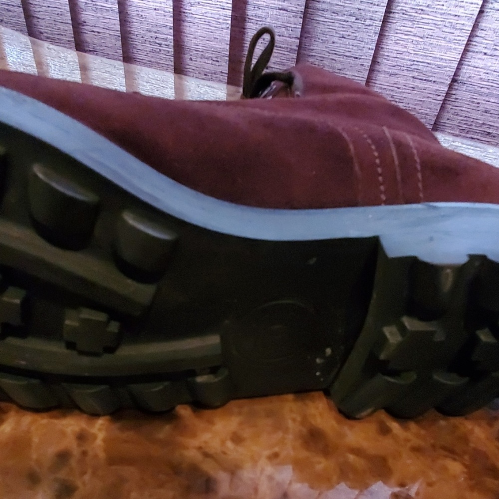 Chanel brown suede boots - Picture 3 of 4